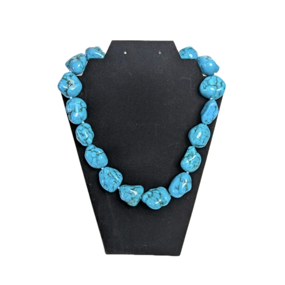 Estate Chunky Turquoise Necklace 11"